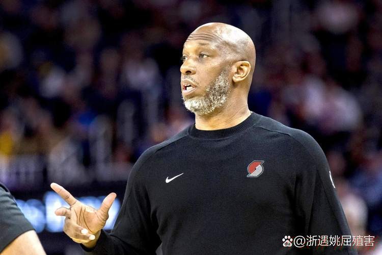 开云体育官网:杨瀚森2分2板武切维奇压哨三分绝杀 公牛胜开拓者 开云体育官网:杨瀚森2分2板武切维奇压哨三分绝杀 公牛胜开拓者